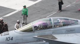 US warship holds military drills in South China Sea