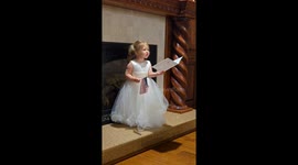 Adorable footage of 2-year-old girl singing US national anthem with great enthusiasm
