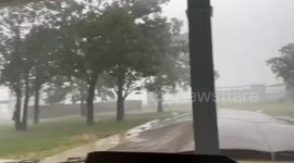 US: Powerful storm rages in Alvord