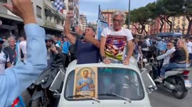 Italy: Napoli fans flood streets ahead of title-deciding match