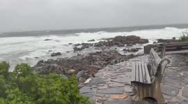 US: Rare May Nor’easter Brings Strong Winds and High Waves to New England Coast