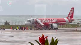 Passenger, 63, arrested for 'joking about bomb' on flight leaving Phuket