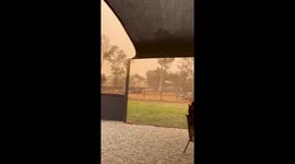 Australia: Dust Storms Roar Through Parts of South Australia and Victoria