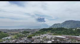 Japan: Sakurajima volcano eruption