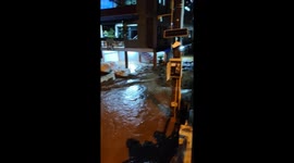 Flash flood sweeps through village as heavy rain hits northern Thailand