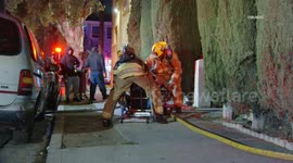 US, Los Angeles: Koreatown 1 Critically Injured in Structure Fire