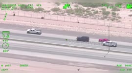 US: The Police Were Surprised 8 People Found Inside Ford Mustang During Smuggling Bust