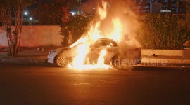 US, Los Angeles: Sun Valley Vehicle Engulfed in Flames Spread Through Gutter