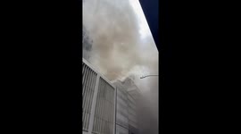 US: Fire Erupts in Basement of Midtown French Restaurant, Smoke Billows Over NYC