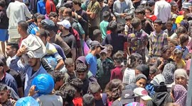 Hot meals distributed to Palestinians in Gaza under Israeli attacks