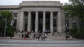 US: MIT holds commencement amid DEI office closure and tensions with Trump administration