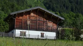 Switzerland: Swiss landslide tragedy spurs glacier monitoring in France’s Chamonix