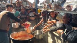 Hot meals distributed in Khan Younis as humanitarian crisis deepens in Gaza