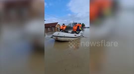 Romania: Nearly 400 evacuated as heavy flooding hits Romania