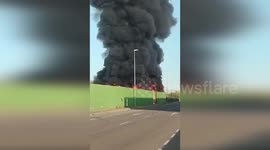 Spain: Massive Fire Erupts At Almassora Scrapyard As Firefighters Battle Through The Night