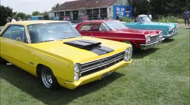 Hundreds of Car Enthusiasts gather in Kent, UK