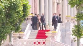 Türkiye: Russian delegation gathers at Istanbul's Ciragan Palace for Ukraine peace talks