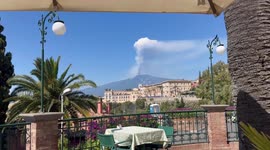 Italy: Mount Etna Erupts, Spewing Smoke and Ash Over Sicily 3