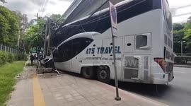 Bus carrying 45 Indian students crashes in Bangkok leaving 12 injured