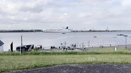 Search for girl missing in Thames near Gravesend