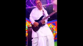 amateur veteran performing guitar skills