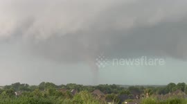 US: Tornado spotted just West of Norman, OK