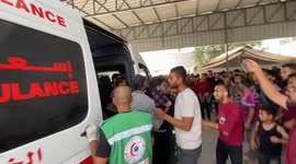 Israeli attacks kill 70 more Gazans as death toll nears 54,700 (3)