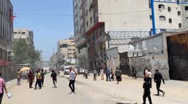 Israeli attacks kill 70 more Gazans as death toll nears 54,700 (2)