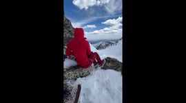 Climber surprised with birthday cake at South Arapahoe Peak