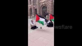 Sweden: Swedish activists held a demonstration outside parliament demanding a severing of ties with Israel