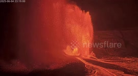 US: Kilauea Eruption Blasts Lava 1000 Feet Into The Sky In Fiery Display