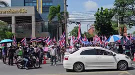 Nationalist Thais protest in front of Cambodian Embassy amid border clashes