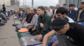 Thousands of Muslims mark Eid al-Adha in Moscow, overflowing into streets