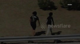 US, Phoenix: Phoenix Vehicle Theft Suspects Flee From Crash on I-17