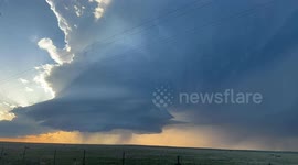 Timelapse of mesocyclone associated with severe thunderstorm near Clayton, NM