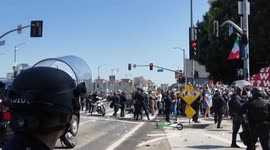 US: Protesters clash with law enforcement officers in Los Angeles
