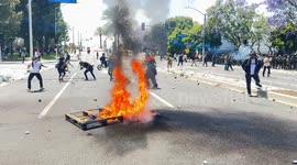 Los Angeles: ICE Raids Spark Protest Riot