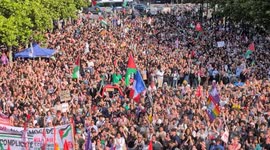 France: Thousands protest in Paris to condemn Israel’s interception of aid ship Madleen