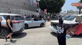 US: Immigration and ICE protests continue in Los Angeles