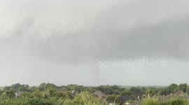 US: Tornado on the southwest side of Norman