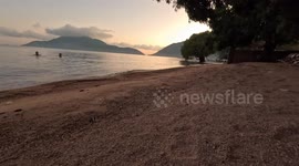 Malawi: Malawi fishermen bring in fresh catch at dawn