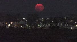 Spectacular full Strawberry Moon seen rising over Kent coast, UK