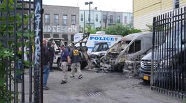 US: NEW YORK - Brooklyn’de kundaklama: 11 NYPD aracı ateşe verildi