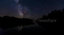 Amazing timelapse footage of the Milky Way