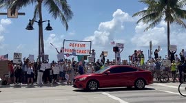 US: 'No Kings' Protest Held in Fort Lauderdale, Florida