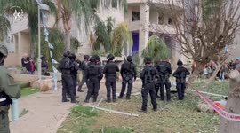 Israel: Central District Commander at the scene of the fall, approximately 30 casualties were evacuated from the site