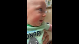 Baby’s adorable paper towel giggles are contagious