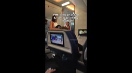 Delta offered $2,500 to give up a seat—Would you take the deal?