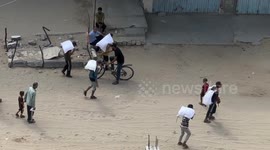 Desperate Gazans crowd aid center in Khan Younis amid deepening humanitarian crisis