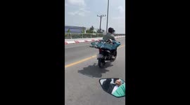 High-Speed Goat Scooter Transport on Highway in Asia – You Have to See This !